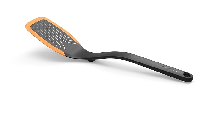 Fiskars Spatula with Silicone, Length: 29 cm, Plastic/Silicone, Functional Form, Black/Orange, 1027300